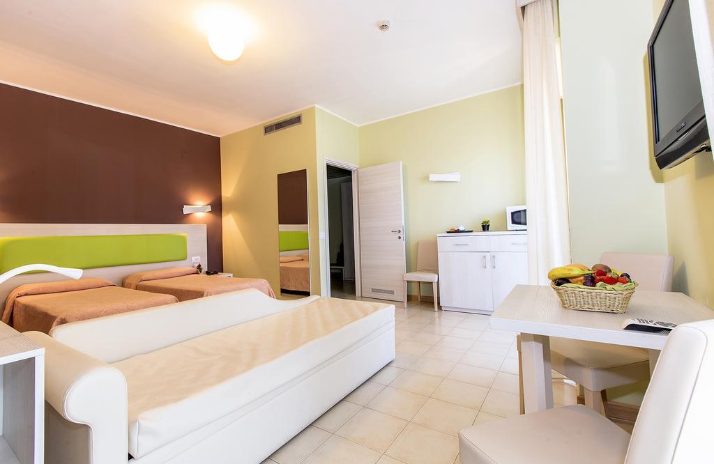 Hotel Residence Ulivi E Palme Cagliari Kültér fotó