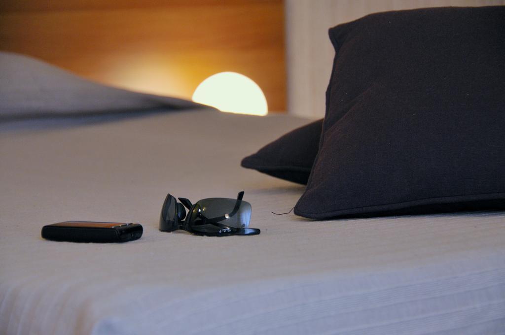 Hotel Residence Ulivi E Palme Cagliari Kültér fotó