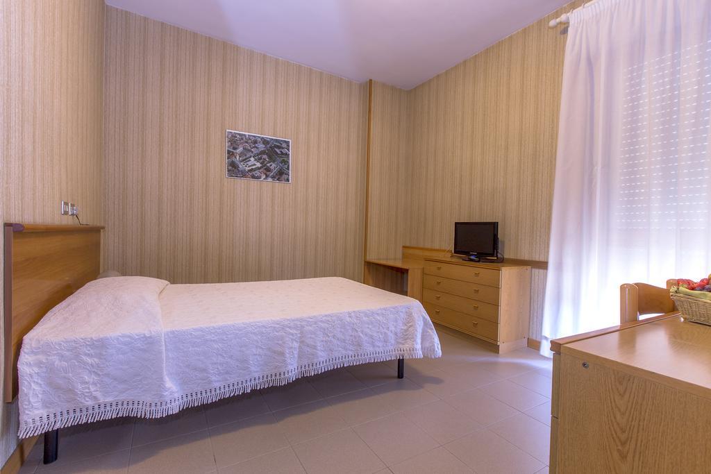 Hotel Residence Ulivi E Palme Cagliari Kültér fotó