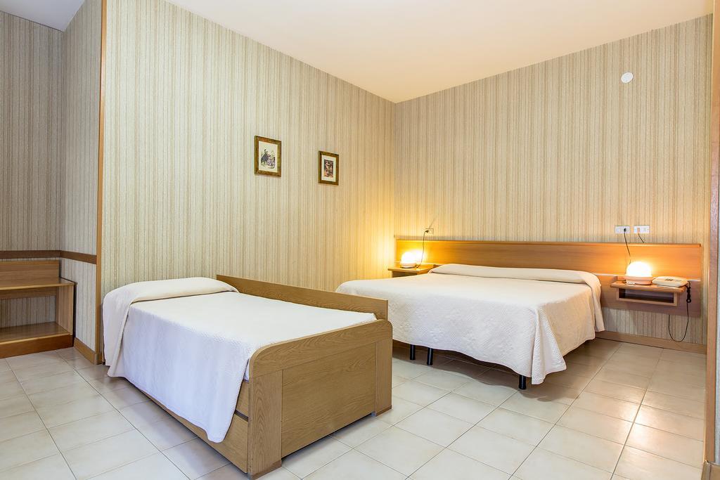 Hotel Residence Ulivi E Palme Cagliari Kültér fotó