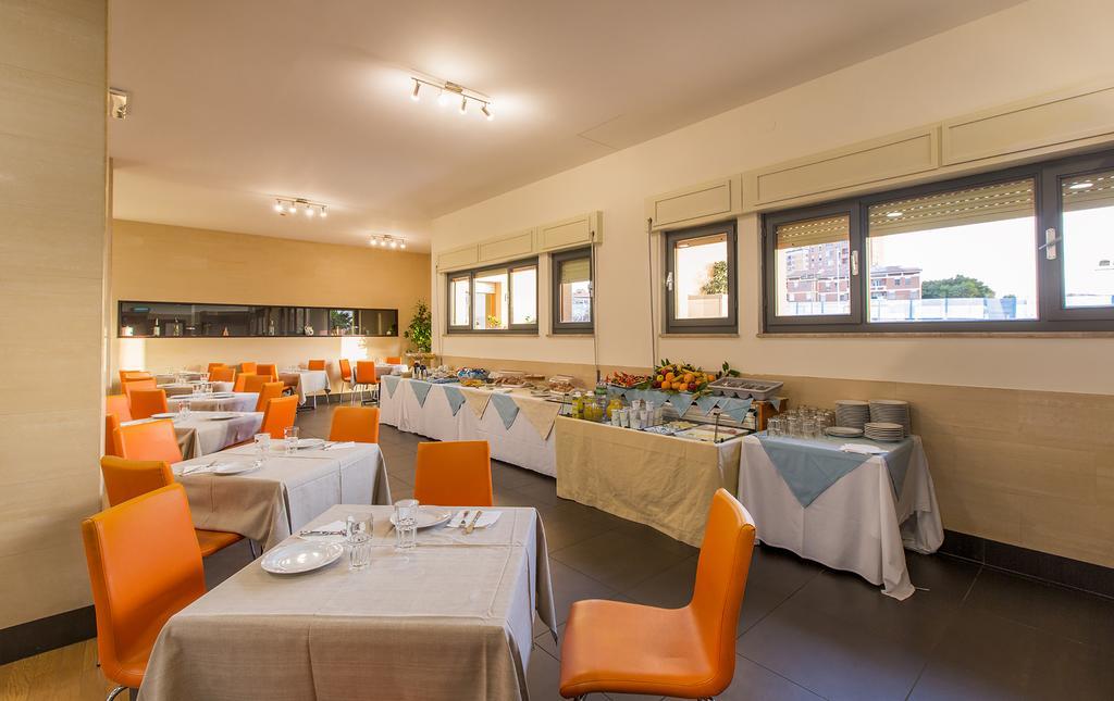 Hotel Residence Ulivi E Palme Cagliari Kültér fotó